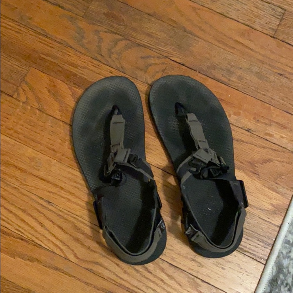 Bedrock sandals